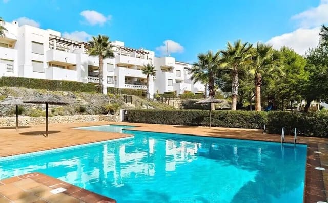 2 bedroom Apartment for sale in Dehesa de Campoamor, Orihuela with pool - € 225,000 (Ref: 9324687)