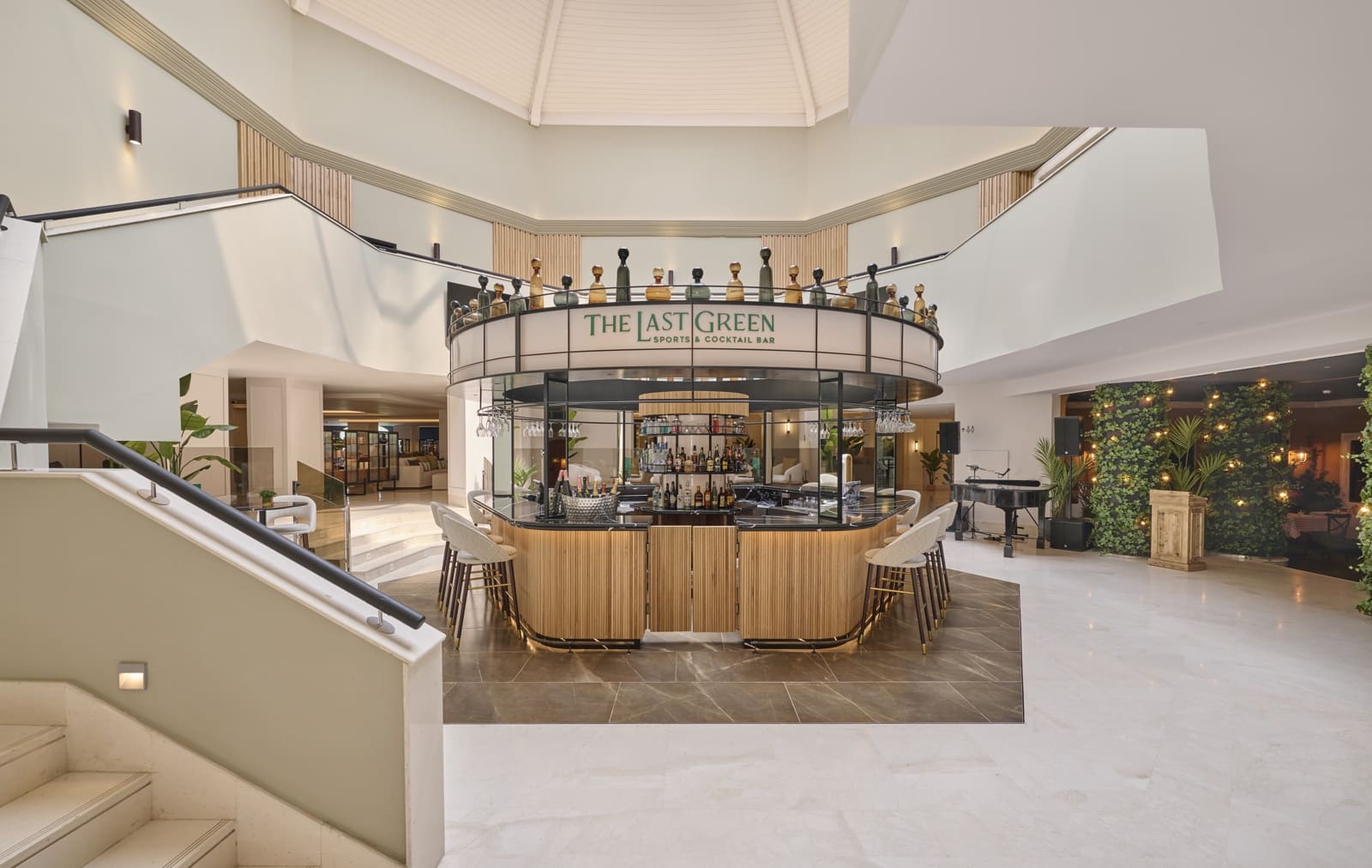 2 bedroom Apartment for sale in La Manga del Mar Menor with pool - € 385,000 (Ref: 9324736)