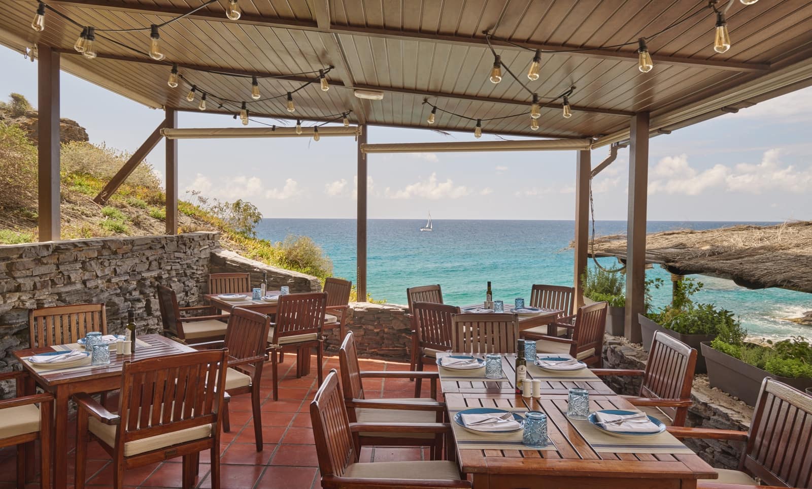 2 bedroom Apartment for sale in La Manga del Mar Menor with pool - € 385,000 (Ref: 9324736)