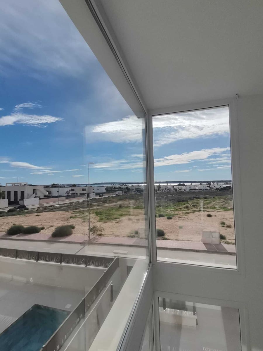 3 Zimmer Villa zu verkaufen in Los Montesinos mit Pool - 579.000 € (Ref: 9324747)