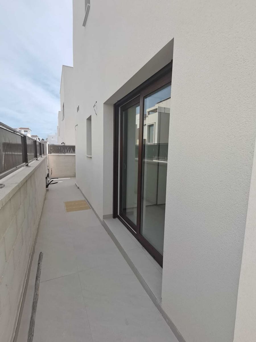 3 Zimmer Villa zu verkaufen in Los Montesinos mit Pool - 579.000 € (Ref: 9324747)