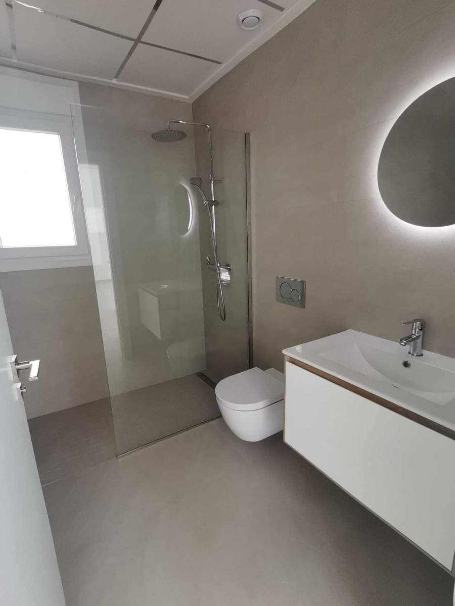 3 Zimmer Villa zu verkaufen in Los Montesinos mit Pool - 579.000 € (Ref: 9324747)