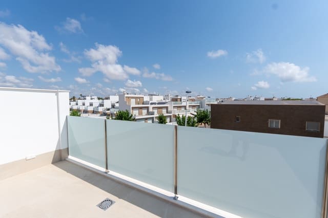 Chalet de 3 habitaciones en San Pedro del Pinatar en venta con piscina - 375.000 € (Ref: 9324764)