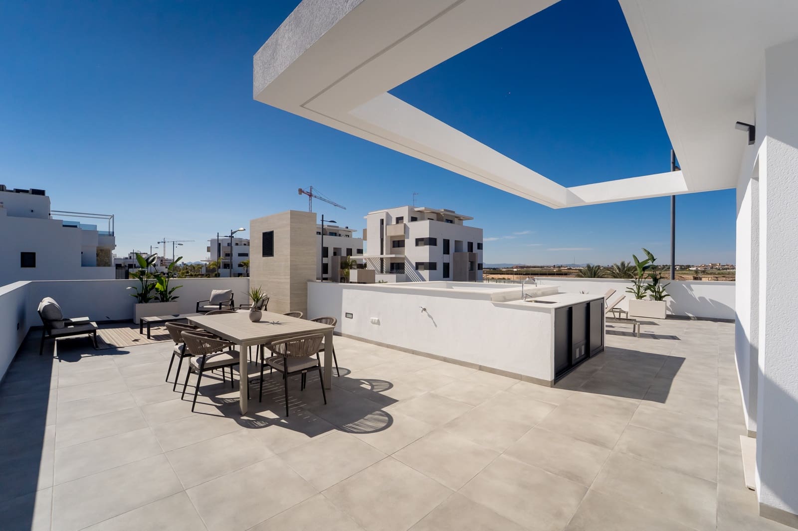 Chalet de 3 habitaciones en Los Alcázares en venta con piscina - 829.000 € (Ref: 9324796)