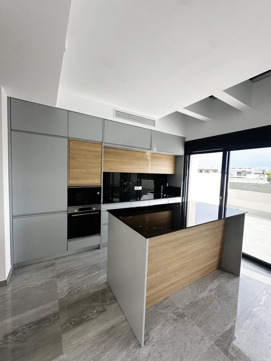 3 quarto Moradia para venda em San Pedro del Pinatar com piscina - 425 000 € (Ref: 9331742)