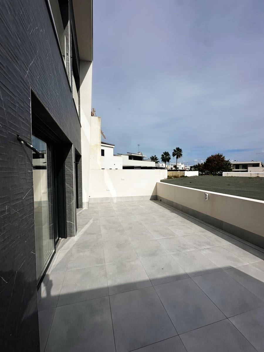 3 quarto Moradia para venda em San Pedro del Pinatar com piscina - 425 000 € (Ref: 9331742)