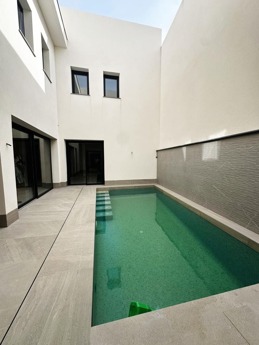 3 quarto Moradia para venda em San Pedro del Pinatar com piscina - 425 000 € (Ref: 9331742)