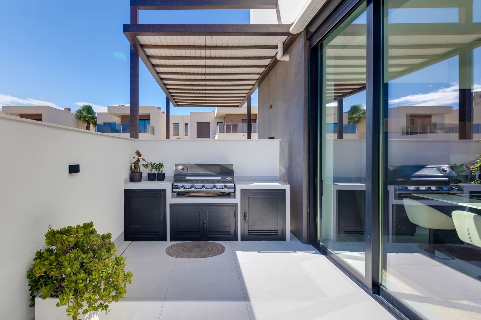 3 Zimmer Villa zu verkaufen in Pilar de la Horadada mit Pool - 574.000 € (Ref: 9396832)