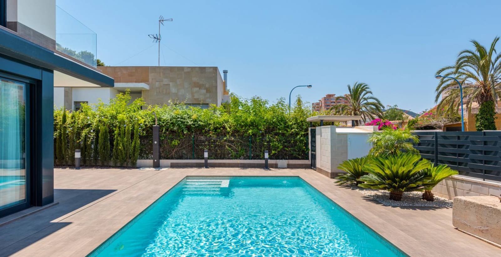 4 slaapkamer Villa te koop in Dehesa de Campoamor met zwembad garage - € 1.449.000 (Ref: 9478990)