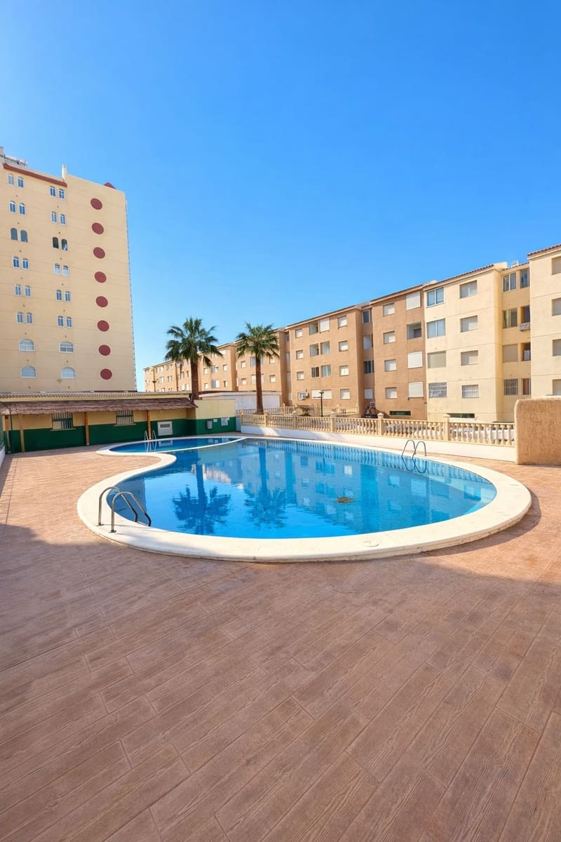 3 Zimmer Apartment zu verkaufen in Cartagena mit Pool - 215.000 € (Ref: 9669584)