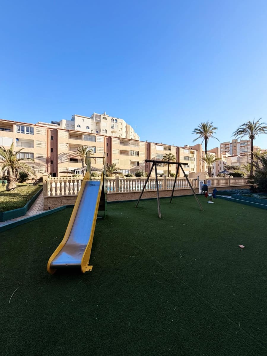 3 Zimmer Apartment zu verkaufen in Cartagena mit Pool - 215.000 € (Ref: 9669584)