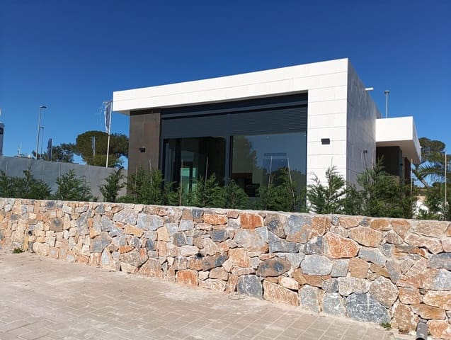 3 slaapkamer Villa te koop in Pilar de la Horadada met zwembad - € 594.000 (Ref: 9676269)