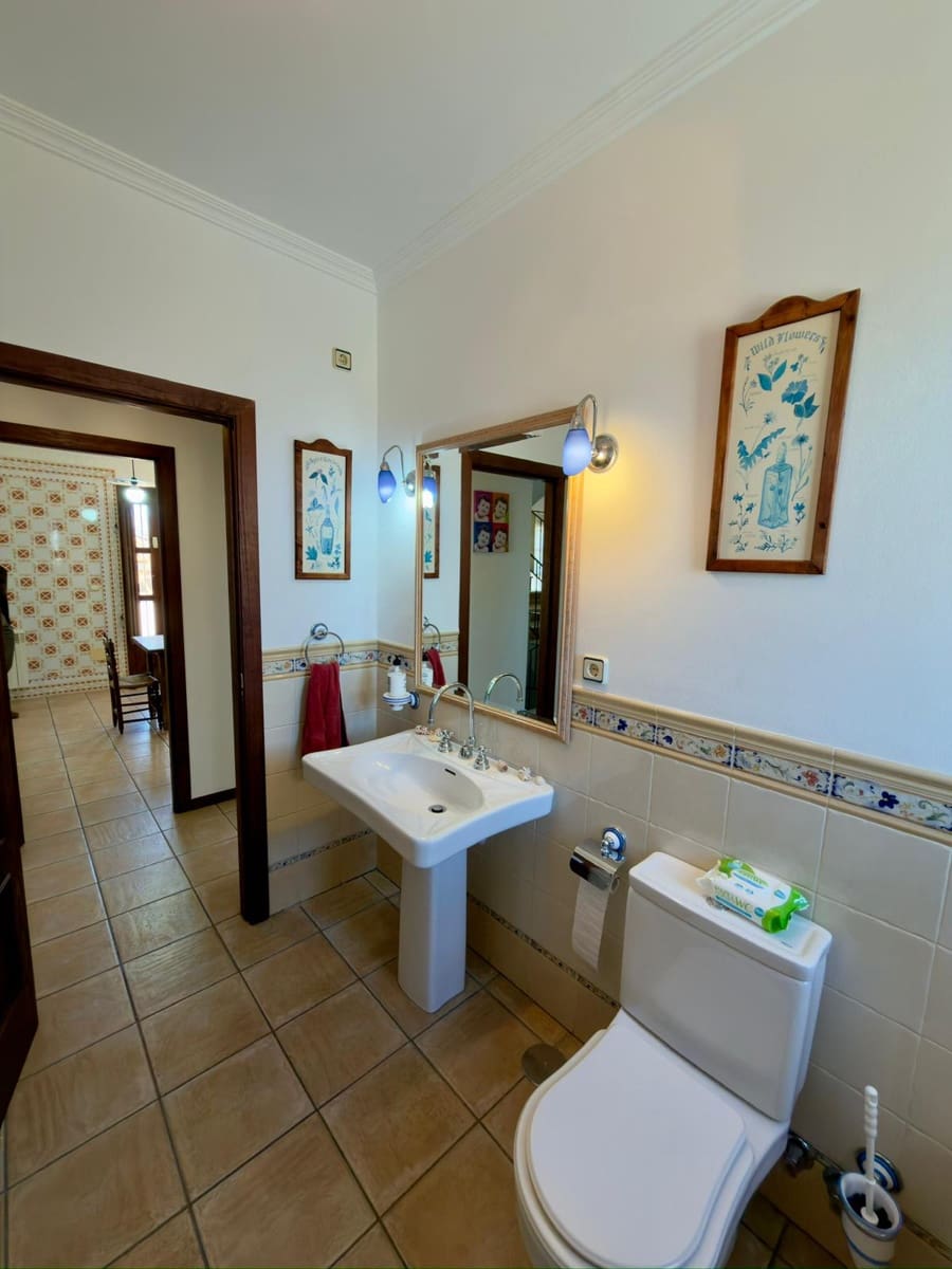 4 bedroom Villa for sale in San Javier with pool garage - € 620,000 (Ref: 9739119)