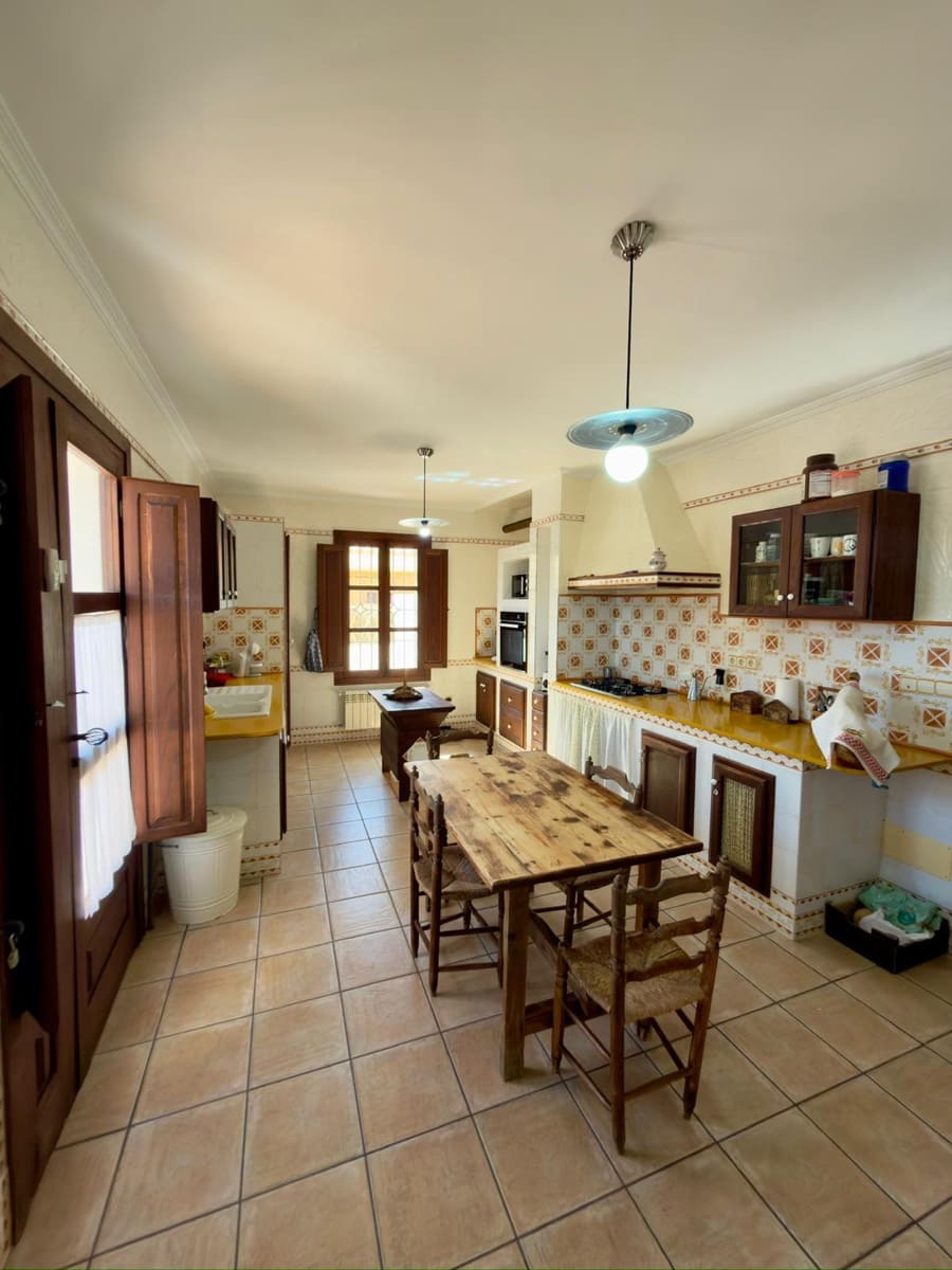 4 bedroom Villa for sale in San Javier with pool garage - € 620,000 (Ref: 9739119)