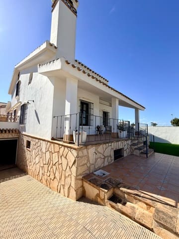 4 sovrum Villa till salu i San Javier med pool garage - 620 000 € (Ref: 9739119)