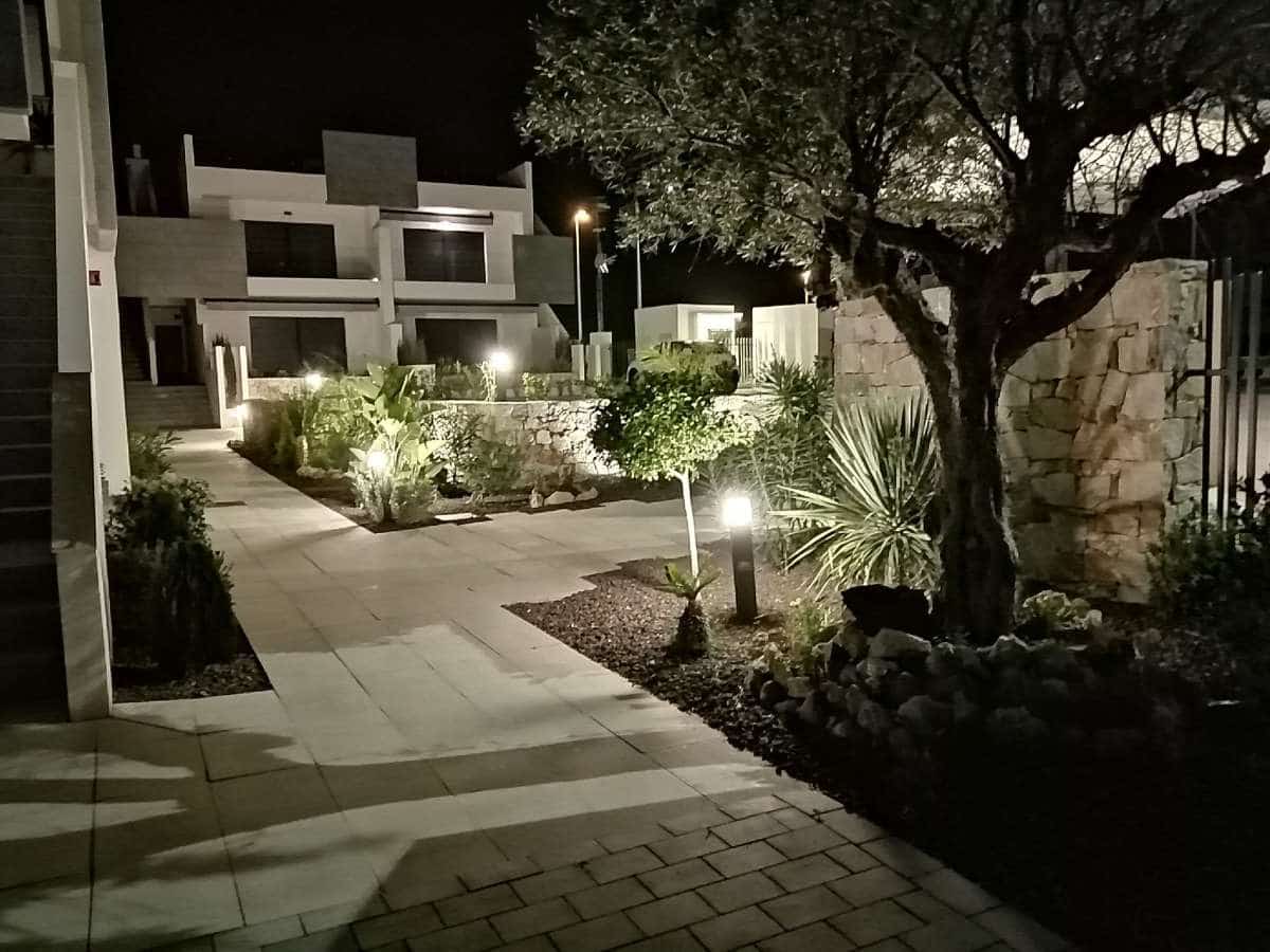 3 quarto Bungalow para venda em Torrevieja - 300 000 € (Ref: 9759878)