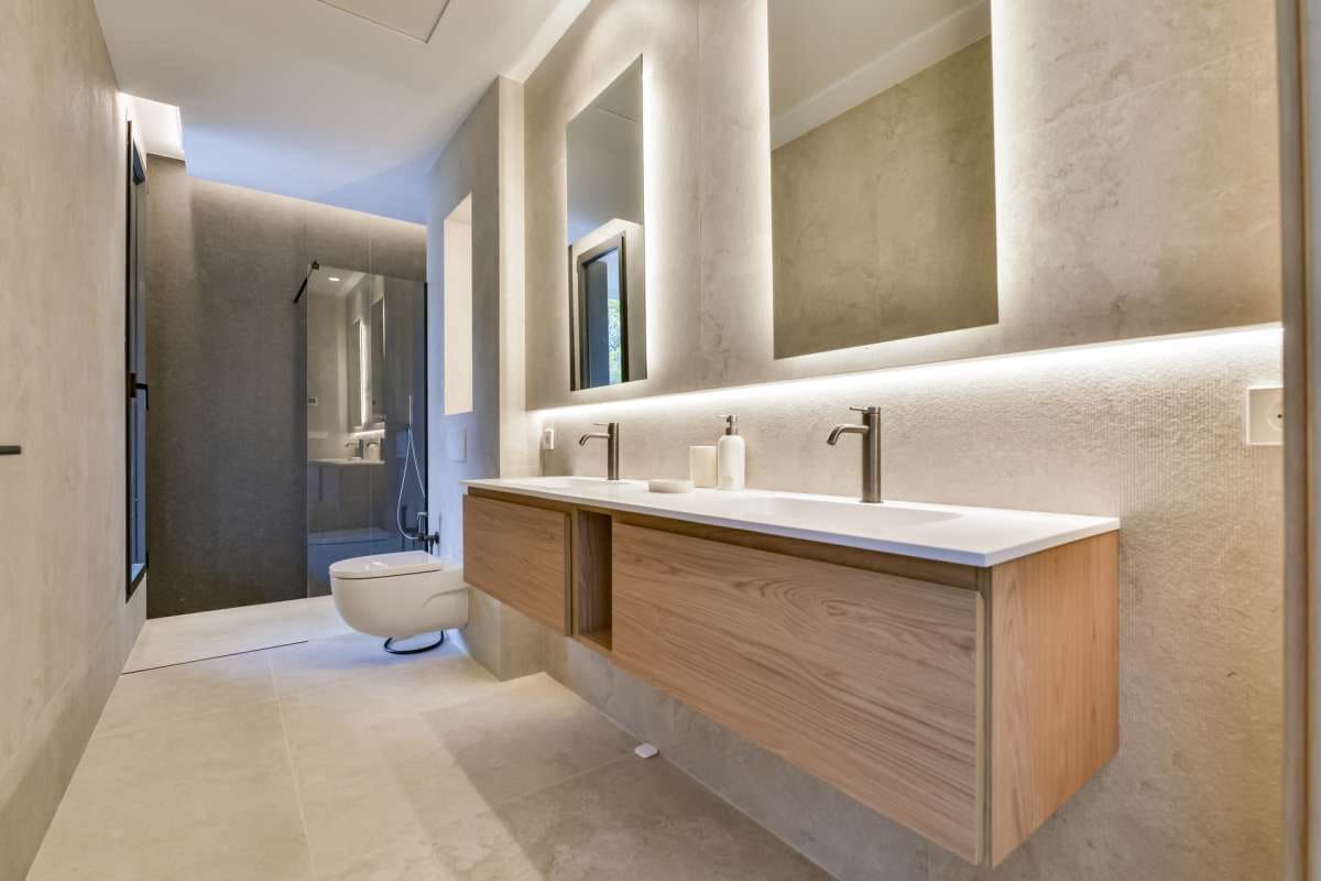 4 bedroom Villa for sale in Altea with pool garage - € 2,345,000 (Ref: 9759969)