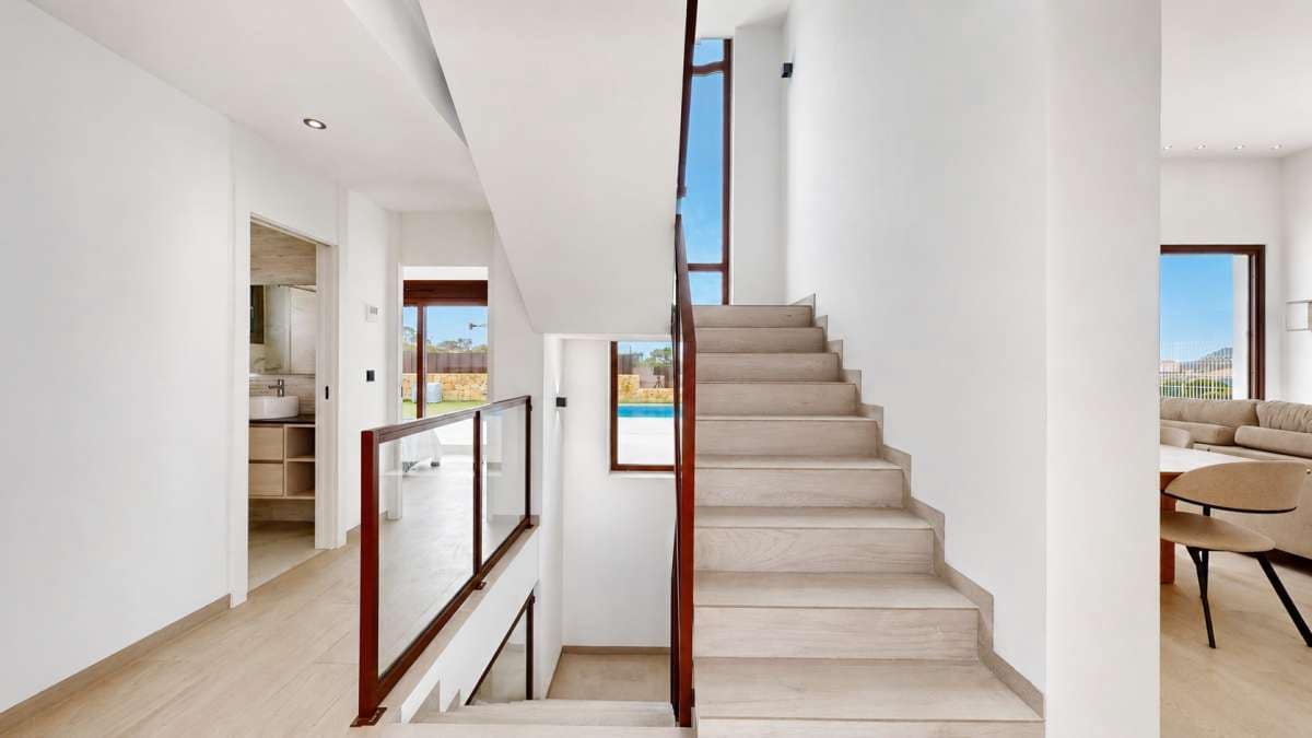 5 quarto Moradia para venda em Finestrat com piscina garagem - 800 000 € (Ref: 9759998)