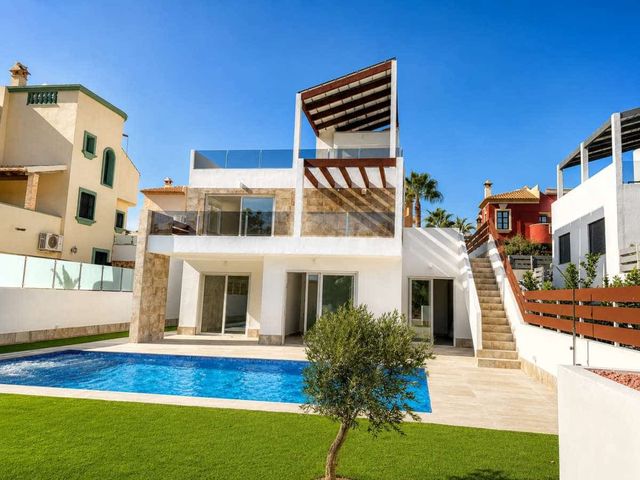4 quarto Moradia para venda em Ciudad Quesada, Rojales com piscina garagem - 834 000 € (Ref: 9760003)
