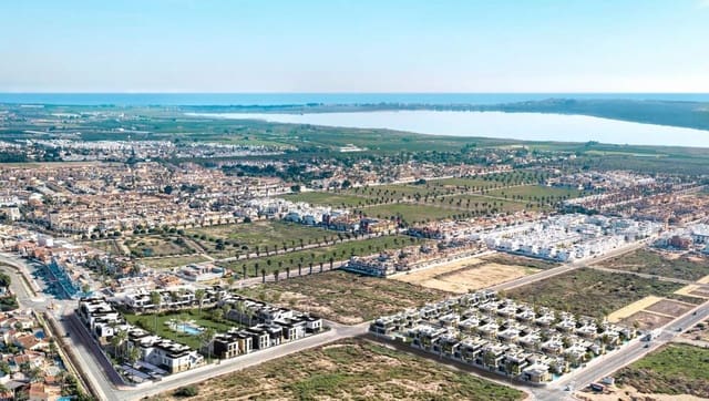 3 soveværelse Villa til salg i Ciudad Quesada, Rojales med swimmingpool garage - € 549.000 (Ref: 9760027)