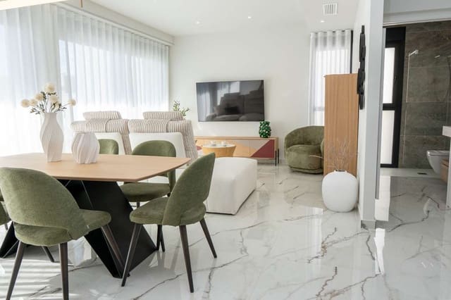 Chalet de 3 habitaciones en Ciudad Quesada, Rojales en venta con piscina garaje - 588.000 € (Ref: 9760028)