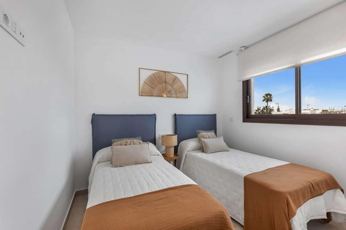3 chambre Appartement à vendre à Los Alcazares avec piscine garage - 409 900 € (Ref: 9766901)