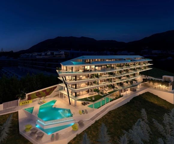 3 soverom Leilighet til salgs i Las Gaviotas  - Carvajal, Fuengirola med svømmebasseng garasje - € 984 000 (Ref: 9766962)