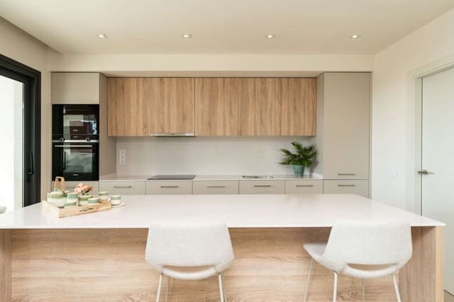 3 Zimmer Apartment zu verkaufen in El Paraíso, Benahavís mit Garage - 750.000 € (Ref: 9766975)