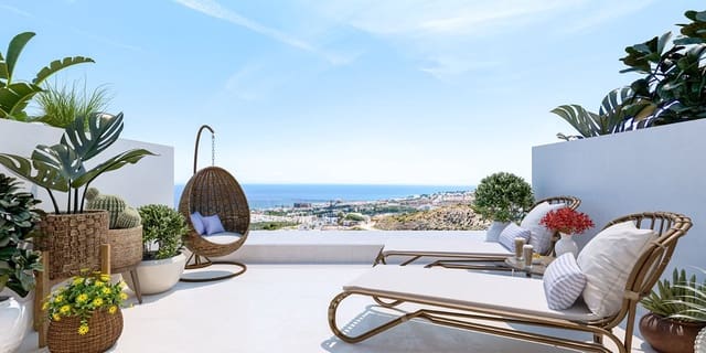 3 soverom Hus til salgs i La Cala de Mijas, Mijas med svømmebasseng garasje - € 752 000 (Ref: 9767000)