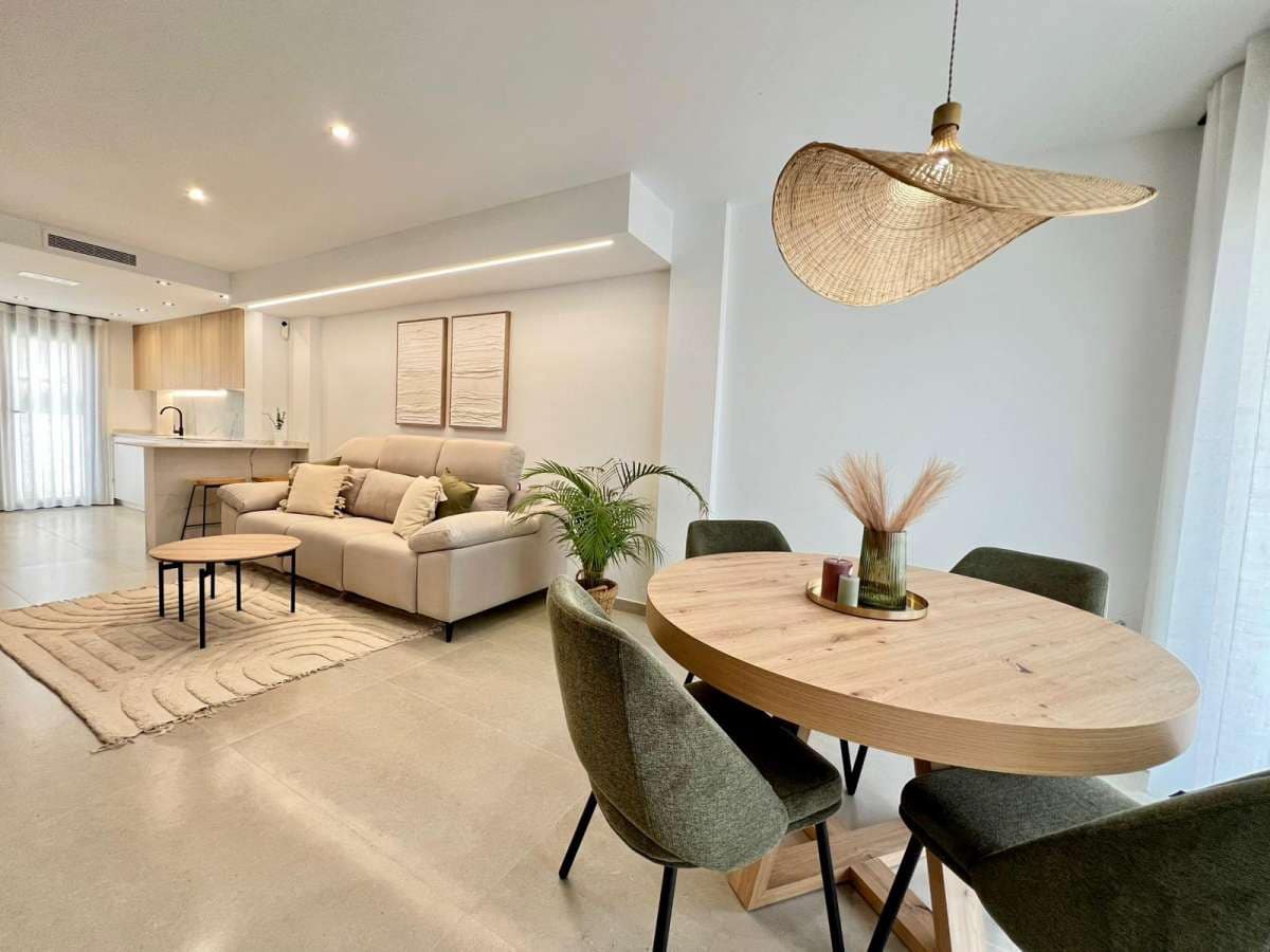 3 bedroom Townhouse for sale in Benferri with garage - € 318,000 (Ref: 9767046)