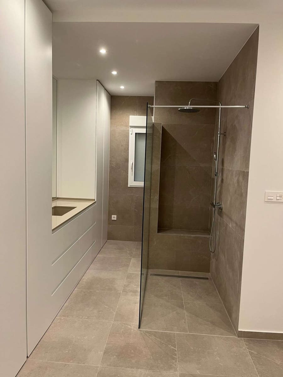 3 soverom Hus til salgs i La Romana med svømmebasseng garasje - € 345 000 (Ref: 9767087)