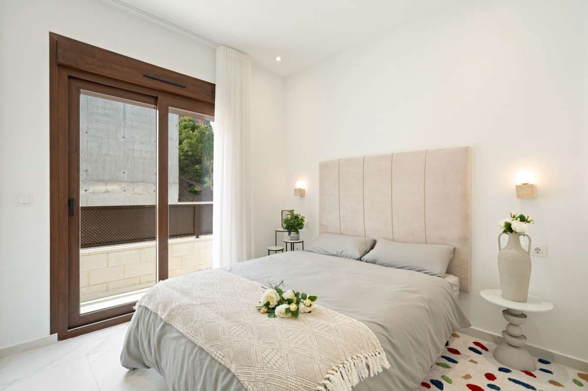 3 bedroom Villa for sale in Polop with pool garage - € 598,000 (Ref: 9767317)