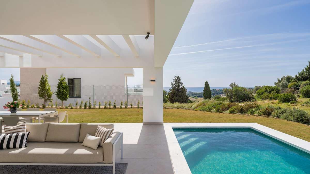 3 bedroom Villa for sale in Buenas Noches with pool - € 1,500,000 (Ref: 9767402)