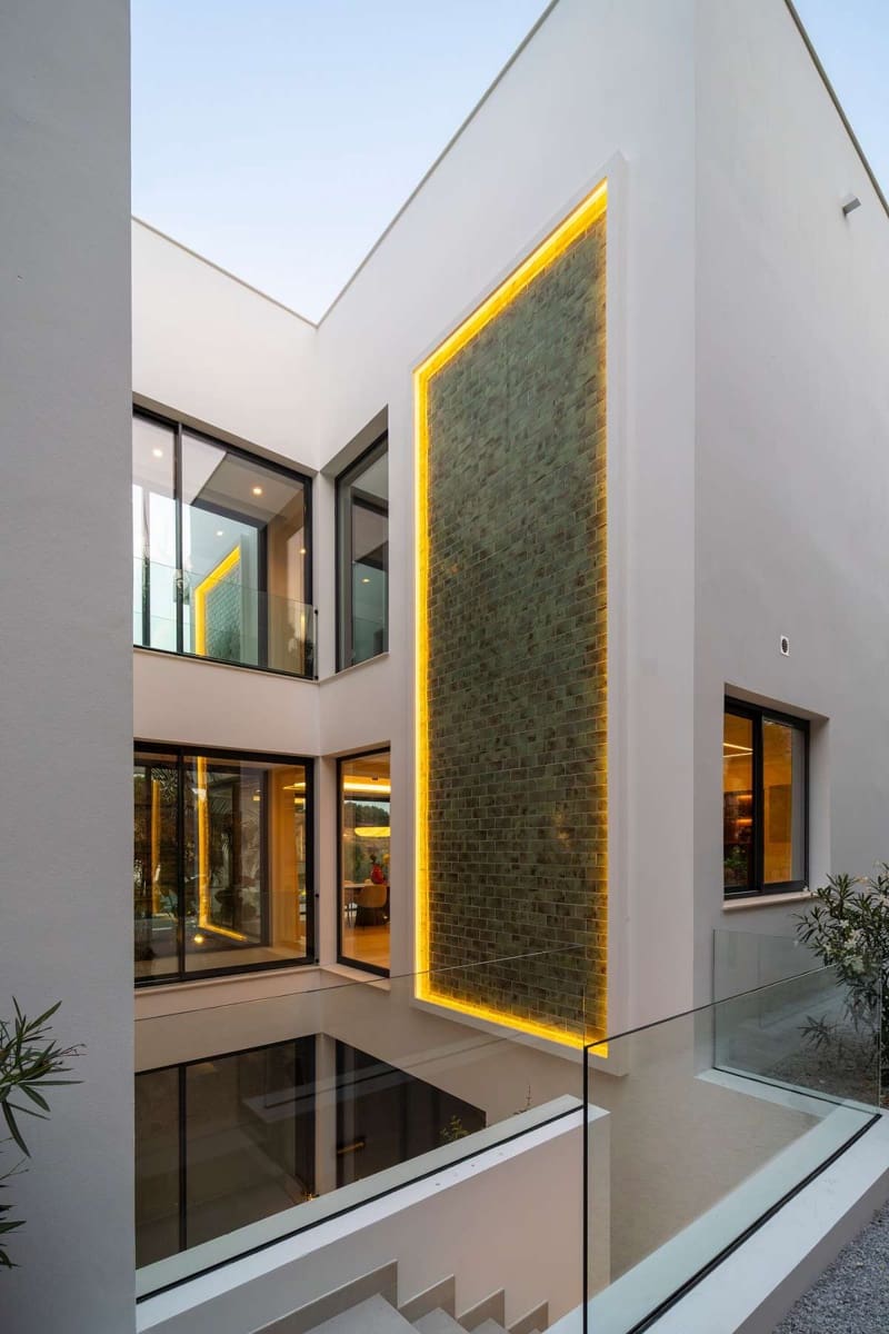 6 sypialnia Willa na sprzedaż w Benahavis z basenem garażem - 6 800 000 € (Ref: 9767441)