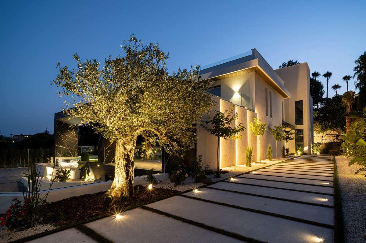 6 sypialnia Willa na sprzedaż w Benahavis z basenem garażem - 6 800 000 € (Ref: 9767441)