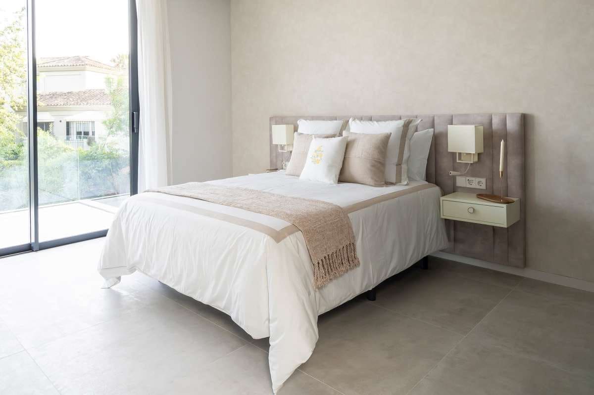 6 sypialnia Willa na sprzedaż w Benahavis z basenem garażem - 6 800 000 € (Ref: 9767441)