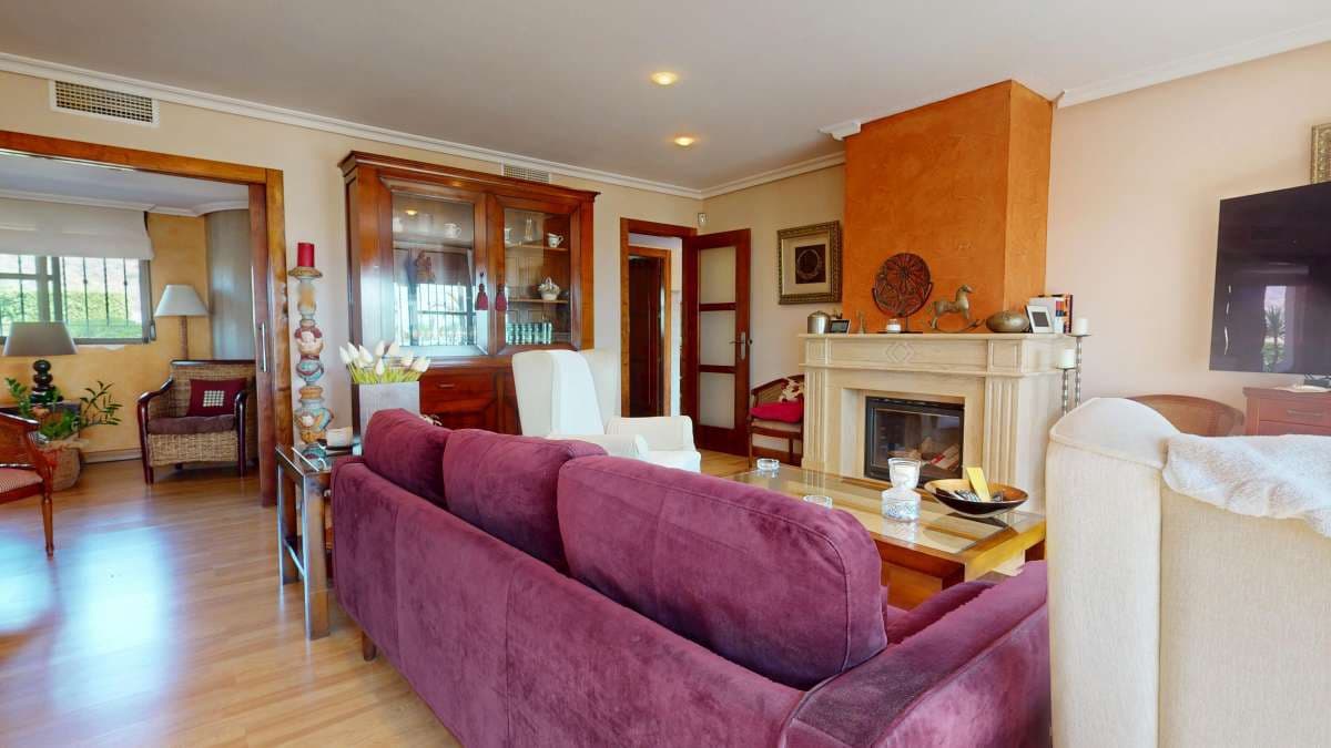 Chalet de 5 habitaciones en Aguilas en venta con piscina garaje - 880.000 € (Ref: 9767465)