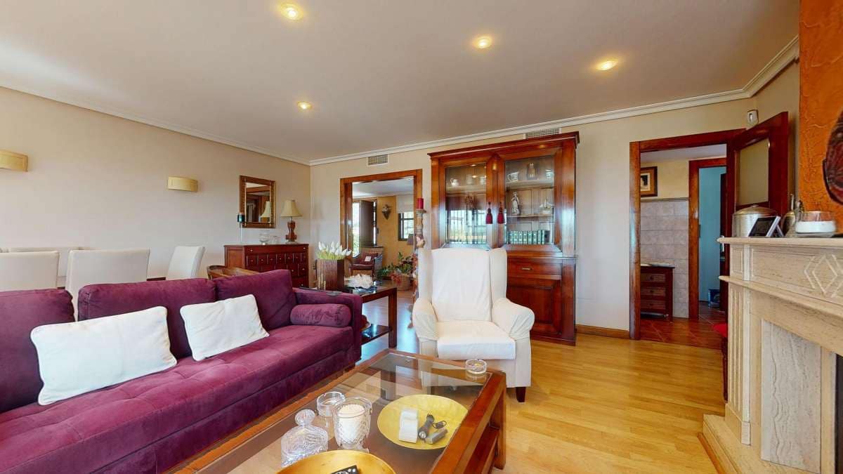 Chalet de 5 habitaciones en Aguilas en venta con piscina garaje - 880.000 € (Ref: 9767465)