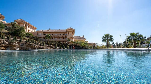 2 soveværelse Lejlighed til salg i Los Naranjos, Marbella med garage - € 475.000 (Ref: 9767469)