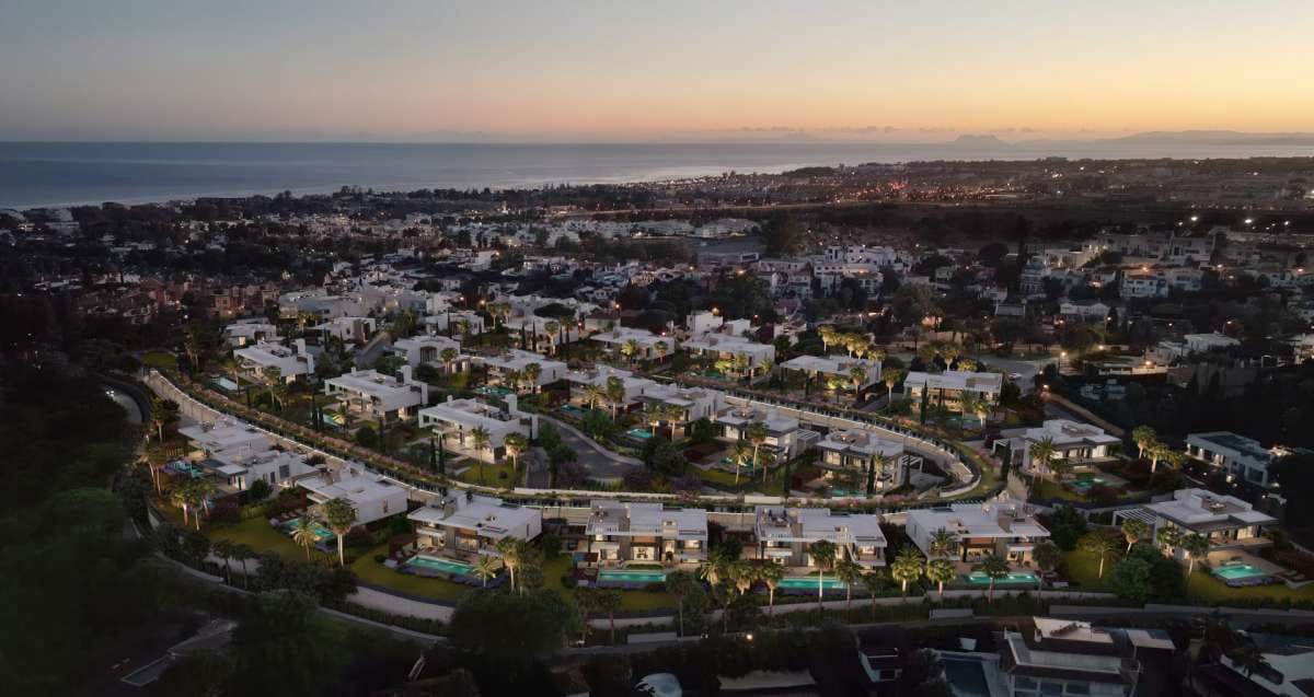 6 soveværelse Villa til salg i Nueva Andalucia med swimmingpool garage - € 10.900.000 (Ref: 9767506)