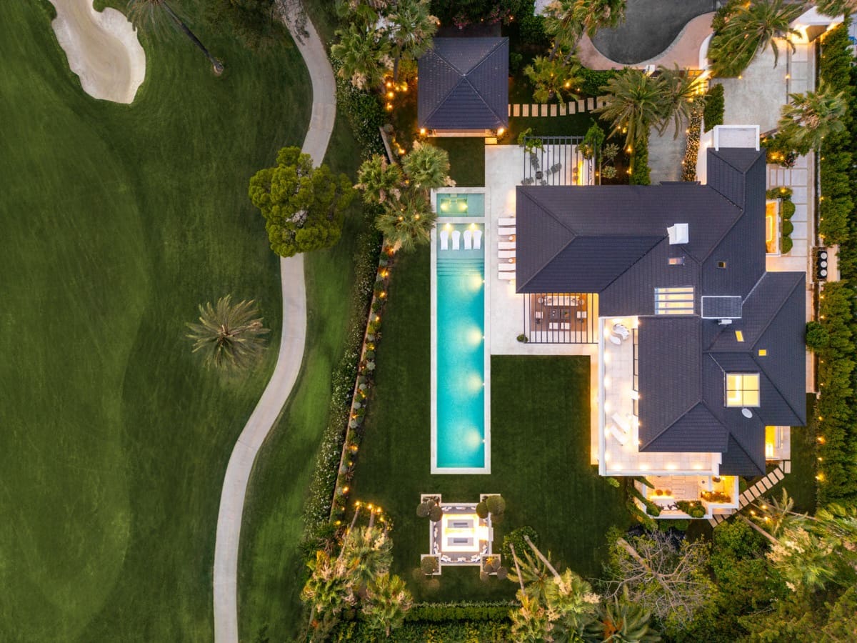 7 makuuhuone Huvila myytävänä paikassa Nueva Andalucia mukana uima-altaan 
autotalli - 19 500 000 € (Ref: 9767557)