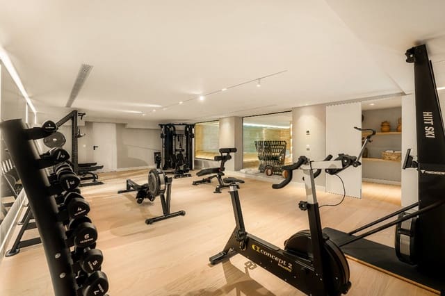 6 camera da letto Villa in vendita in Aloha Golf, Marbella con piscina garage - 8.650.000 € (Rif: 9767560)