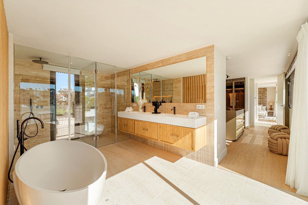 6 camera da letto Villa in vendita in Nueva Andalucia con piscina garage - 8.650.000 € (Rif: 9767560)