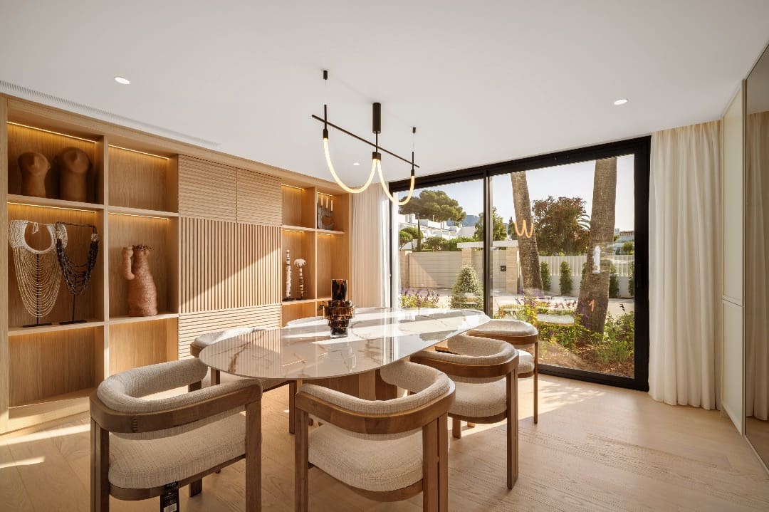 6 soveværelse Villa til salg i Nueva Andalucia med swimmingpool garage - € 8.650.000 (Ref: 9767560)