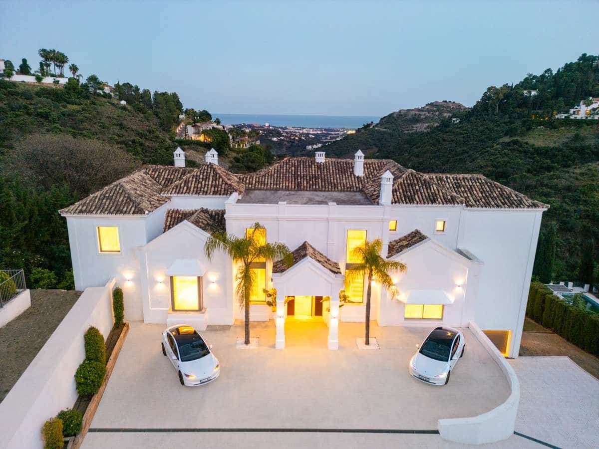 5 soverom Villa til salgs i Benahavis med svømmebasseng garasje - € 8 350 000 (Ref: 9767593)