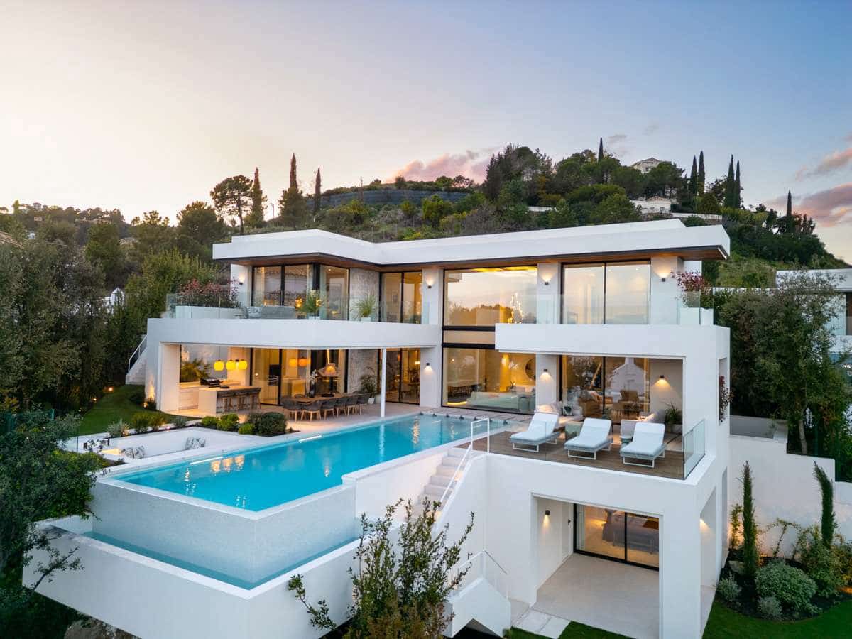 6 soverom Villa til salgs i Benahavis med svømmebasseng garasje - € 6 995 000 (Ref: 9767594)
