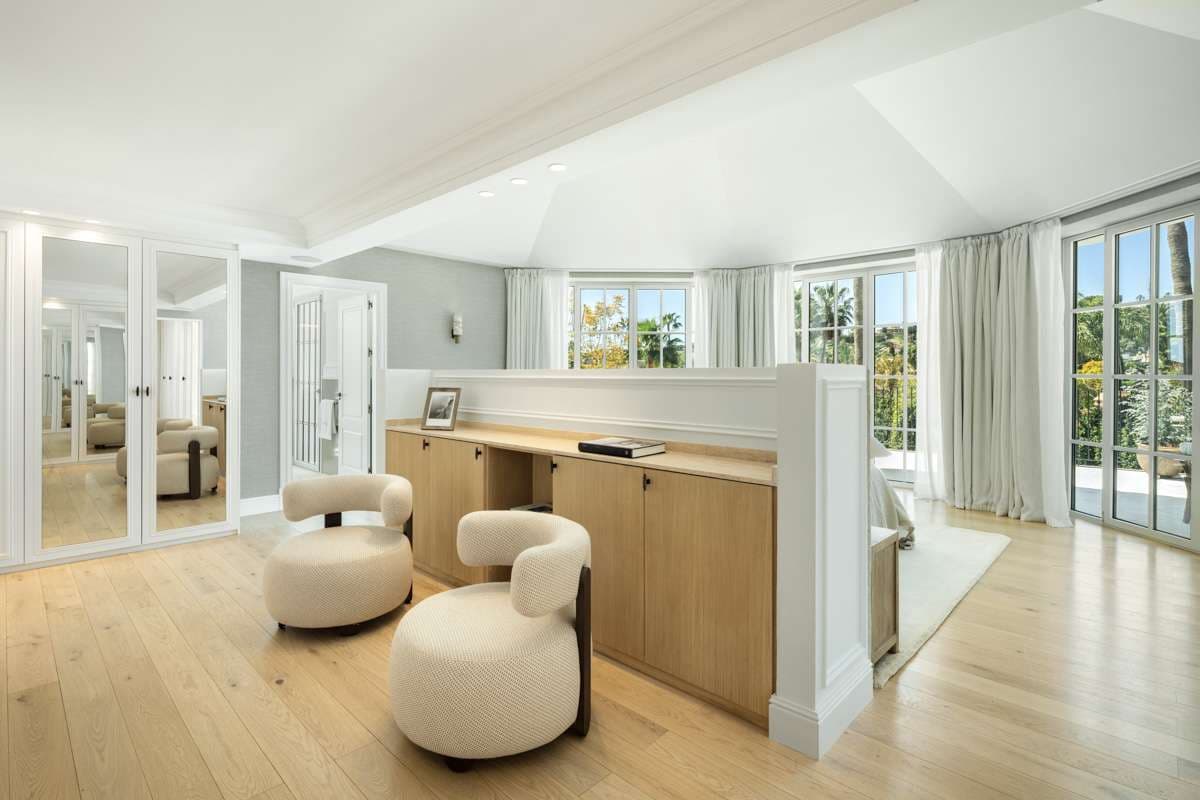 5 sypialnia Willa na sprzedaż w Nueva Andalucia z basenem garażem - 8 900 000 € (Ref: 9767613)