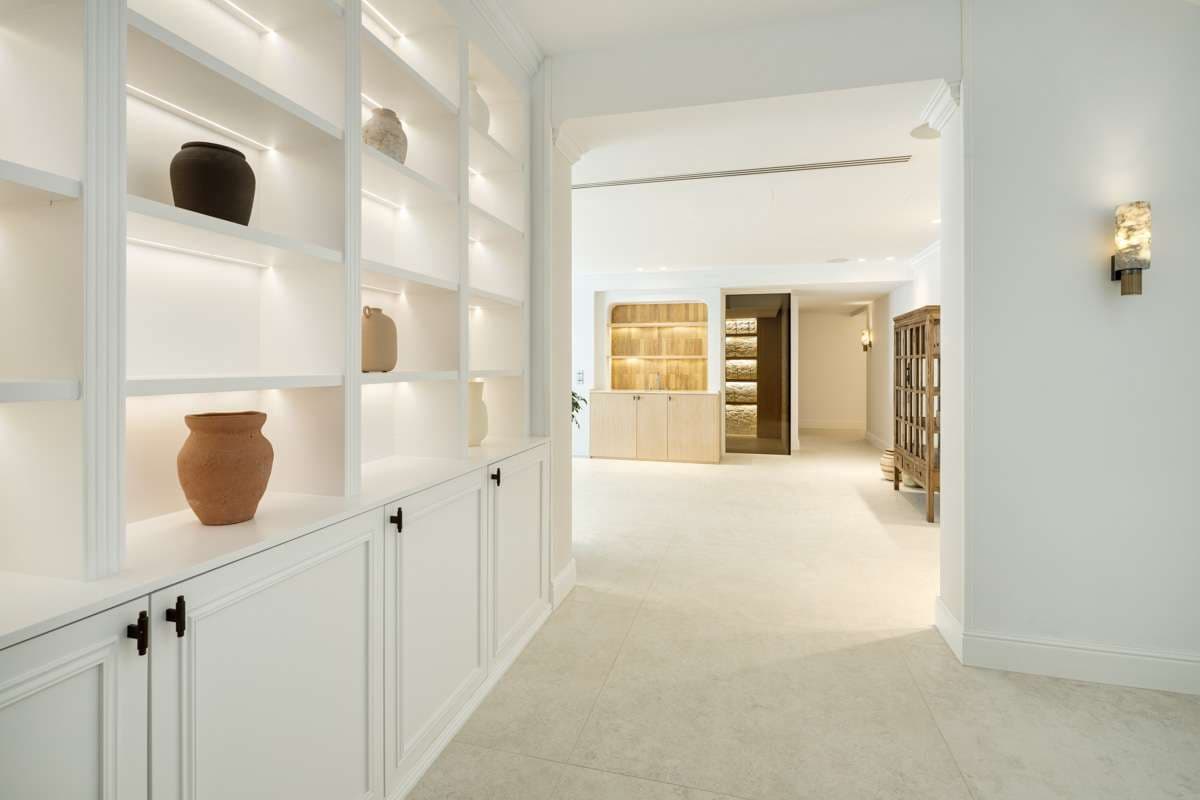 5 slaapkamer Villa te koop in Nueva Andalucia met zwembad garage - € 8.900.000 (Ref: 9767613)