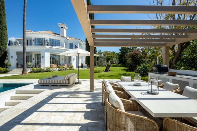 5 sypialnia Willa na sprzedaż w Las Brisas, Marbella z basenem garażem - 8 900 000 € (Ref: 9767613)