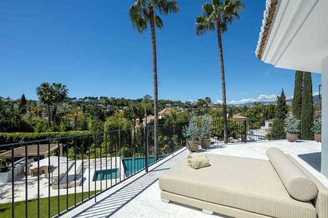 Chalet de 5 habitaciones en Las Brisas, Marbella en venta con piscina garaje - 8.900.000 € (Ref: 9767613)